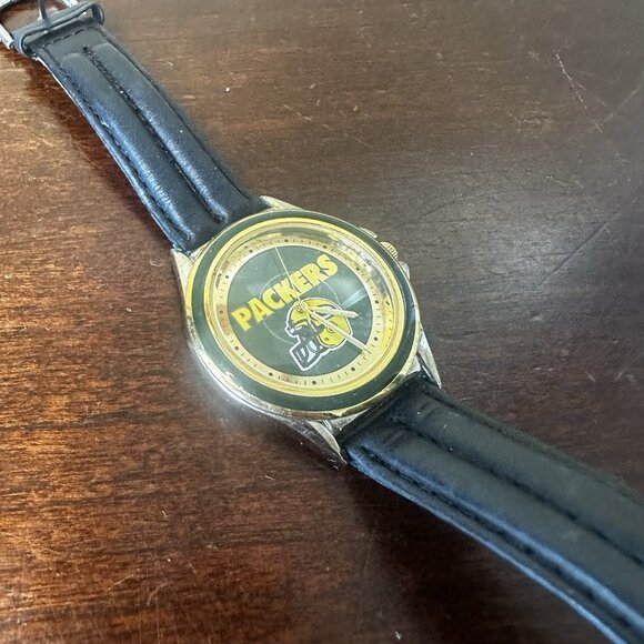 Vintage Green Bay Packers Relic Team USA Watch 1994 ZR 94007 Leather Band - Picture 2 of 8